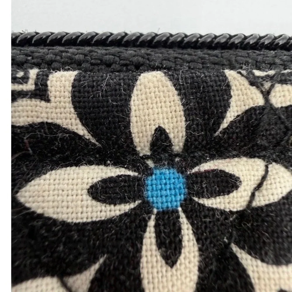 Vera Bradley Black and White Medallion Quilted Cotton Coin Purse Pouch